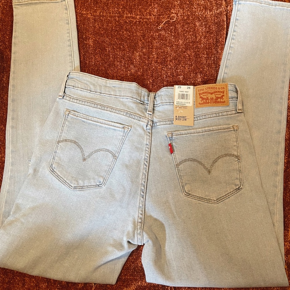 NEW Levi jeans